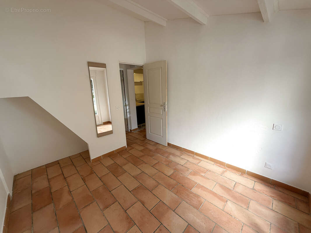 Maison à AUPS