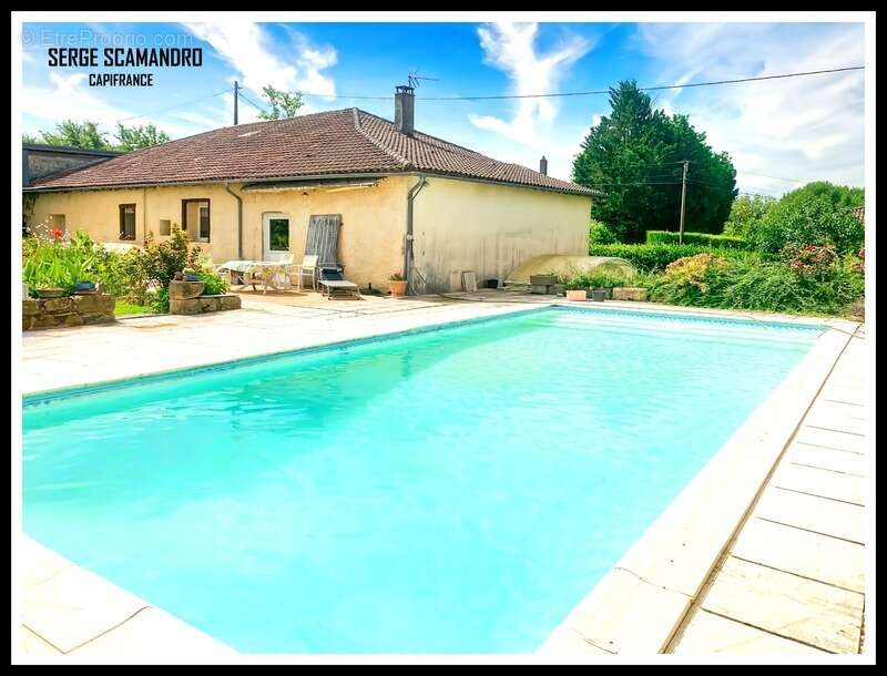 Maison à MIRANDE