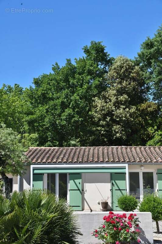 Maison à UZES