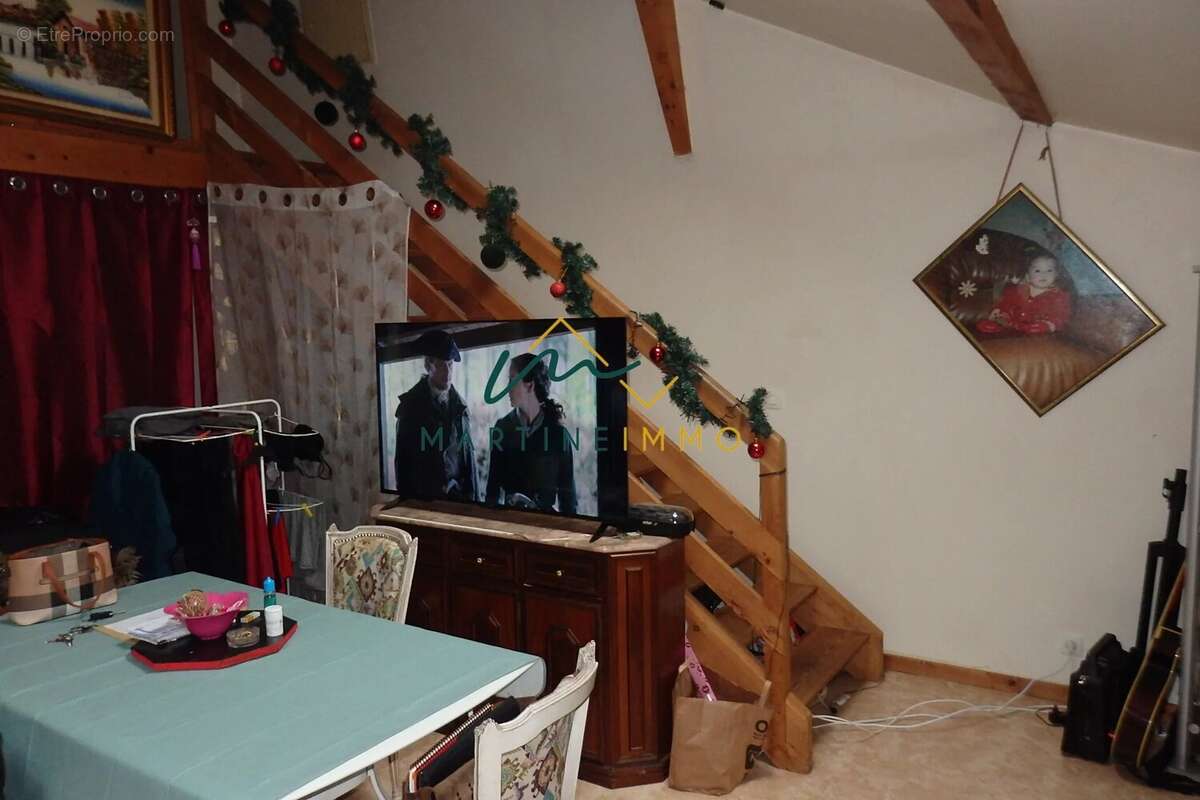 Immeuble a vendre a seyches - photo 3