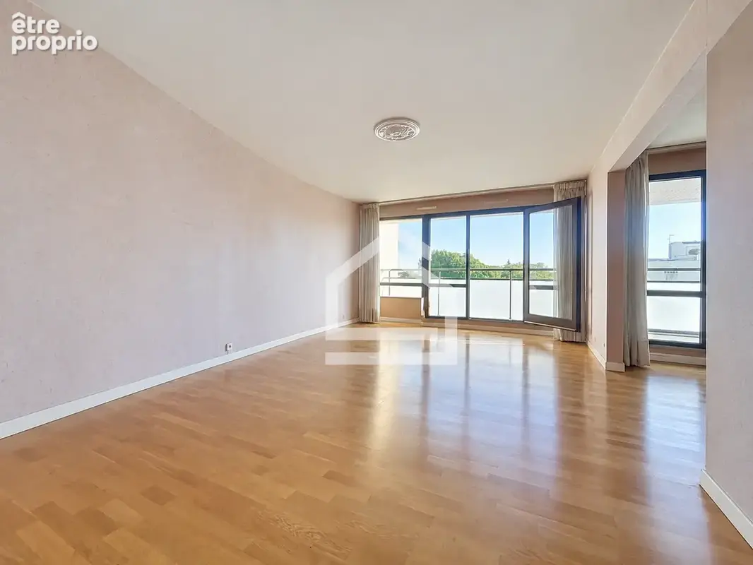 LE BOUSCAT - Appartement T5 avec garage - photo 2