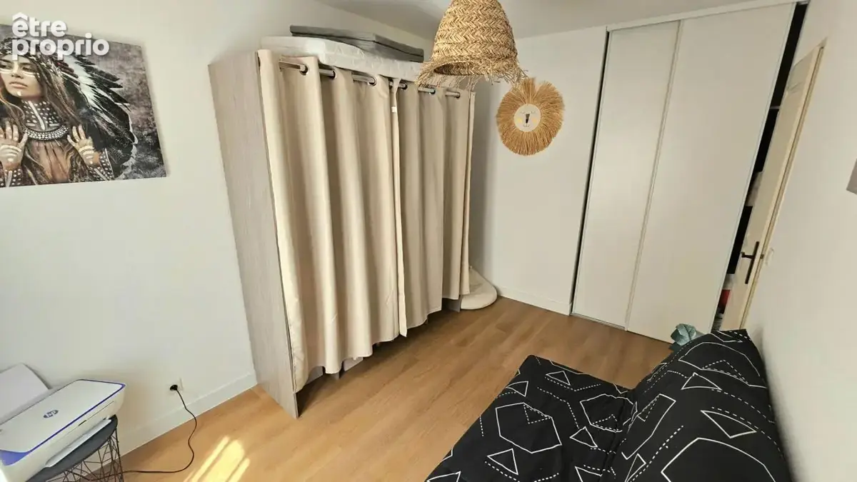 Maison mitoyenne totalement rénovée avec jardinet - photo 10