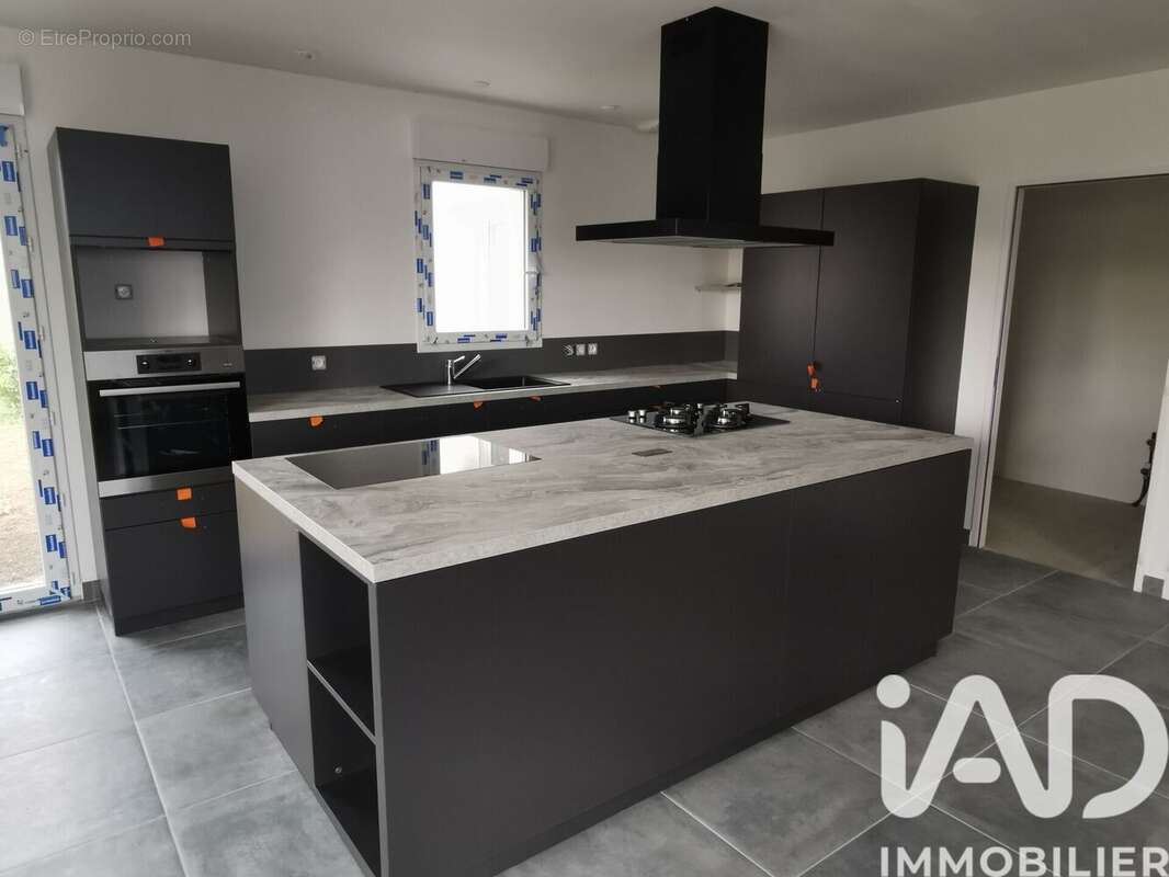 Photo 3 - Maison à ROCHETREJOUX