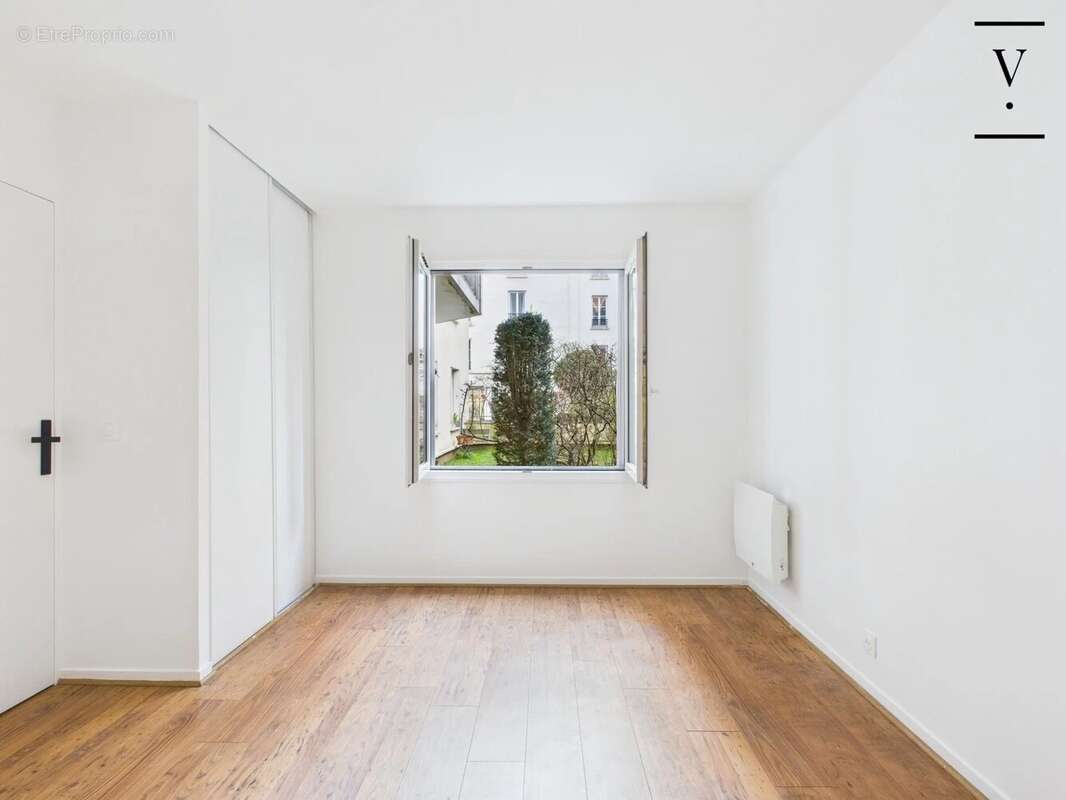 Appartement à PARIS-11E