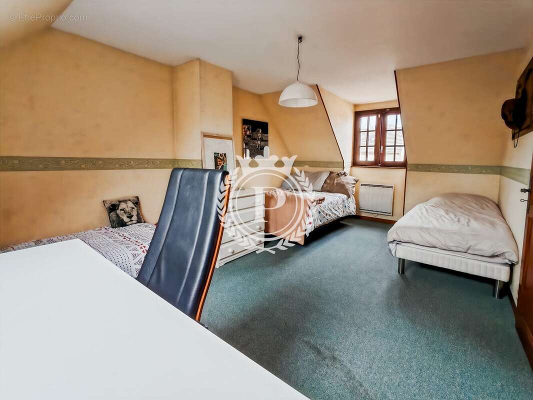 Maison à NEUILLY-PLAISANCE