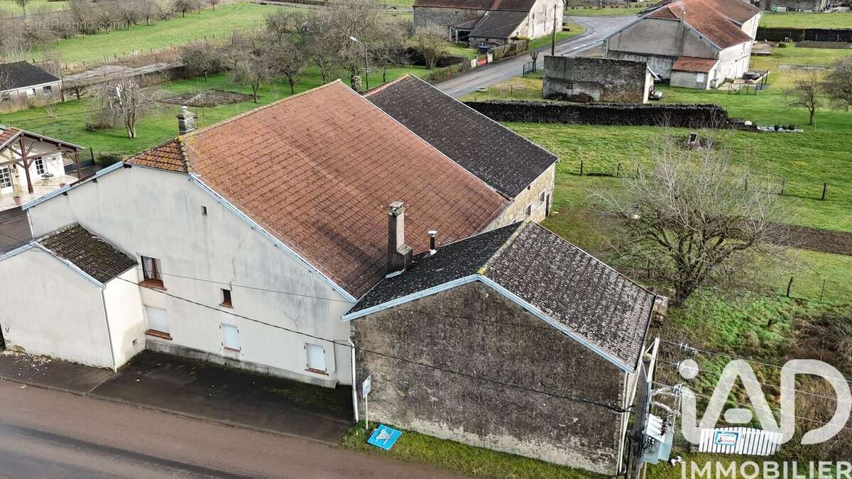Photo 8 - Maison à VAL-DE-MEUSE