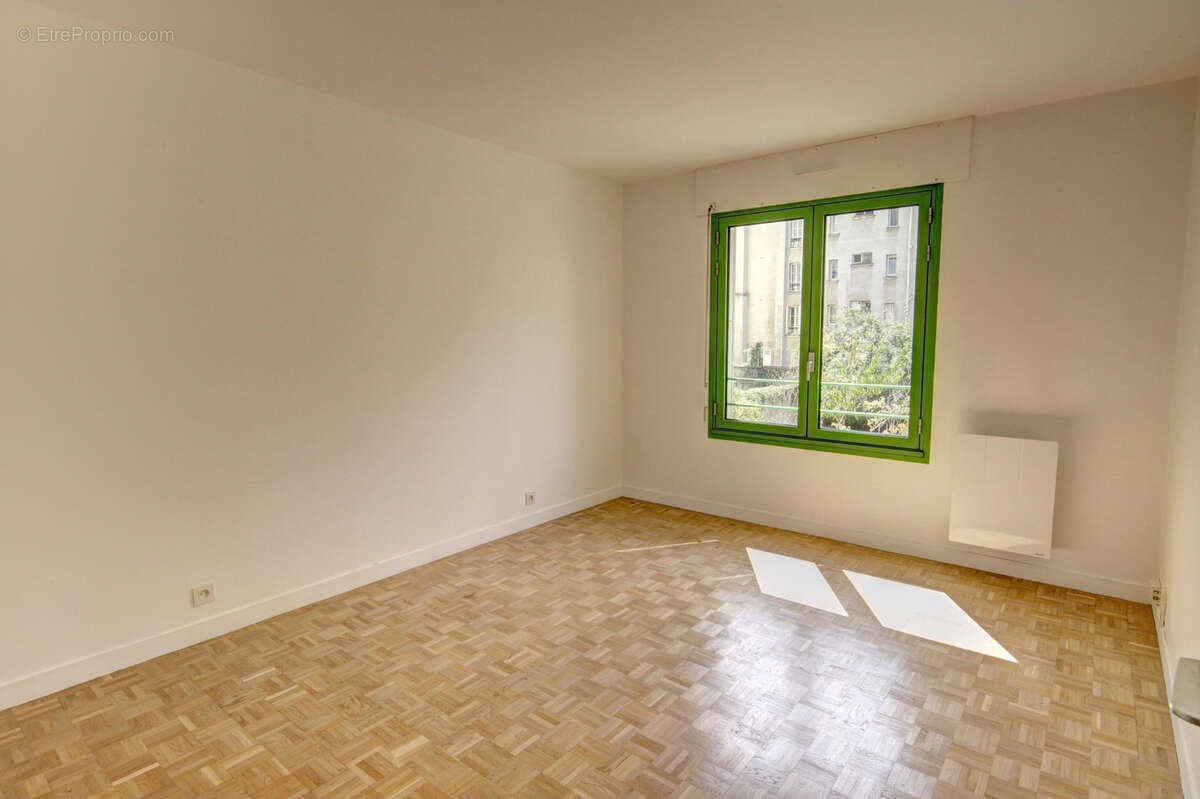 4 pieces 112,64m2, 3 chambres face au bois de vincennes dans un immeuble recent - photo 11