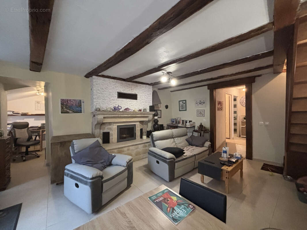 Maison à COURBAN