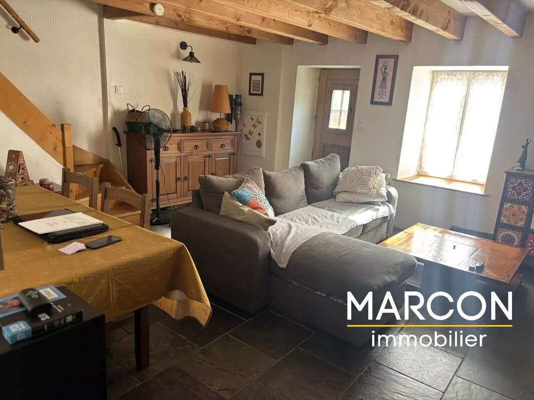 Maison à BESSINES-SUR-GARTEMPE