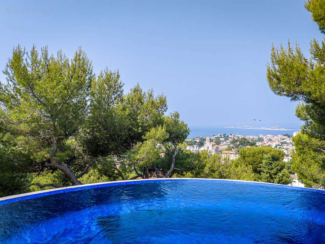 Maison à MARSEILLE-7E