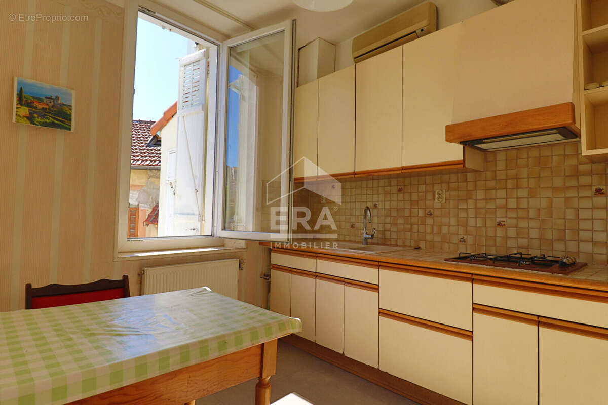 Appartement à MARSEILLE-10E