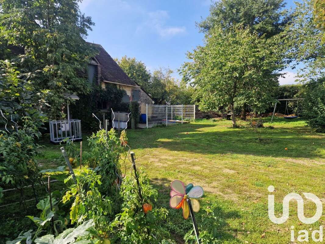 Photo 3 - Maison à CHUELLES