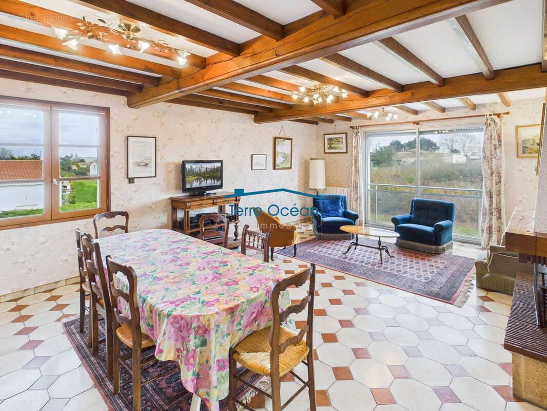 Maison à NIEULLE-SUR-SEUDRE