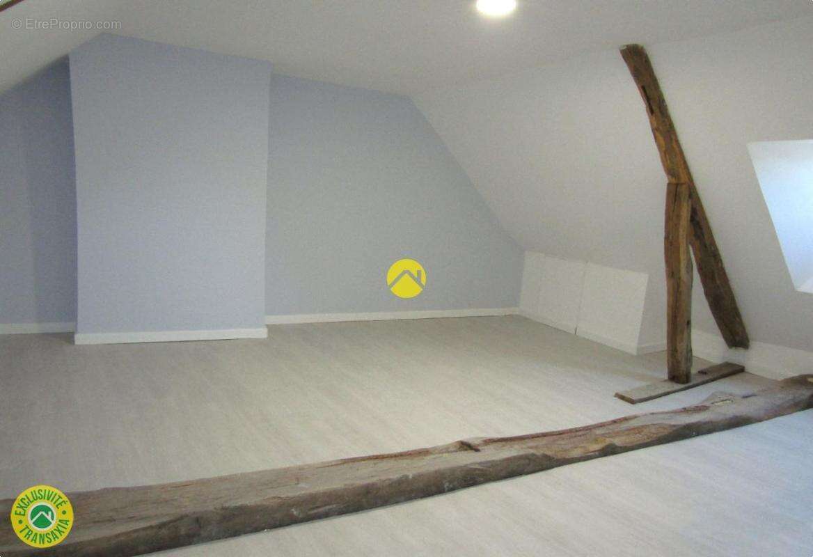 Maison à CELLETTES