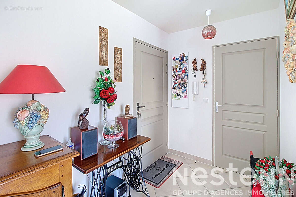 Appartement à SALERNES