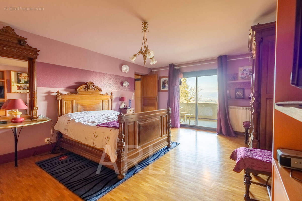 Photo 9 - Maison à VILLETTE-SUR-AIN