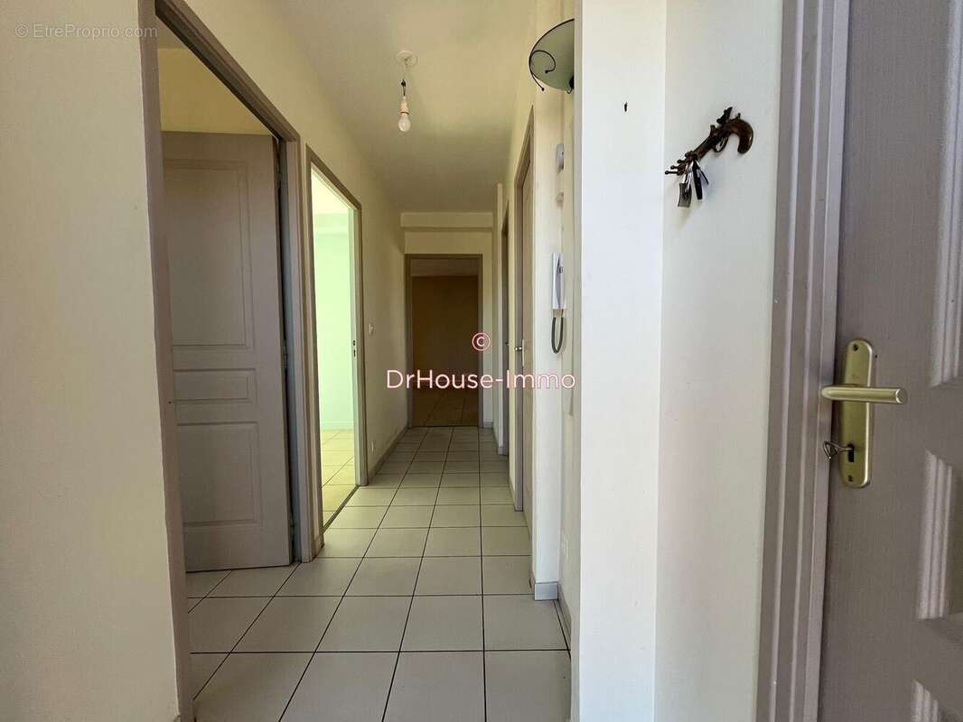 Appartement 62 m² à Douvres-La-Delivrande  - photo 7