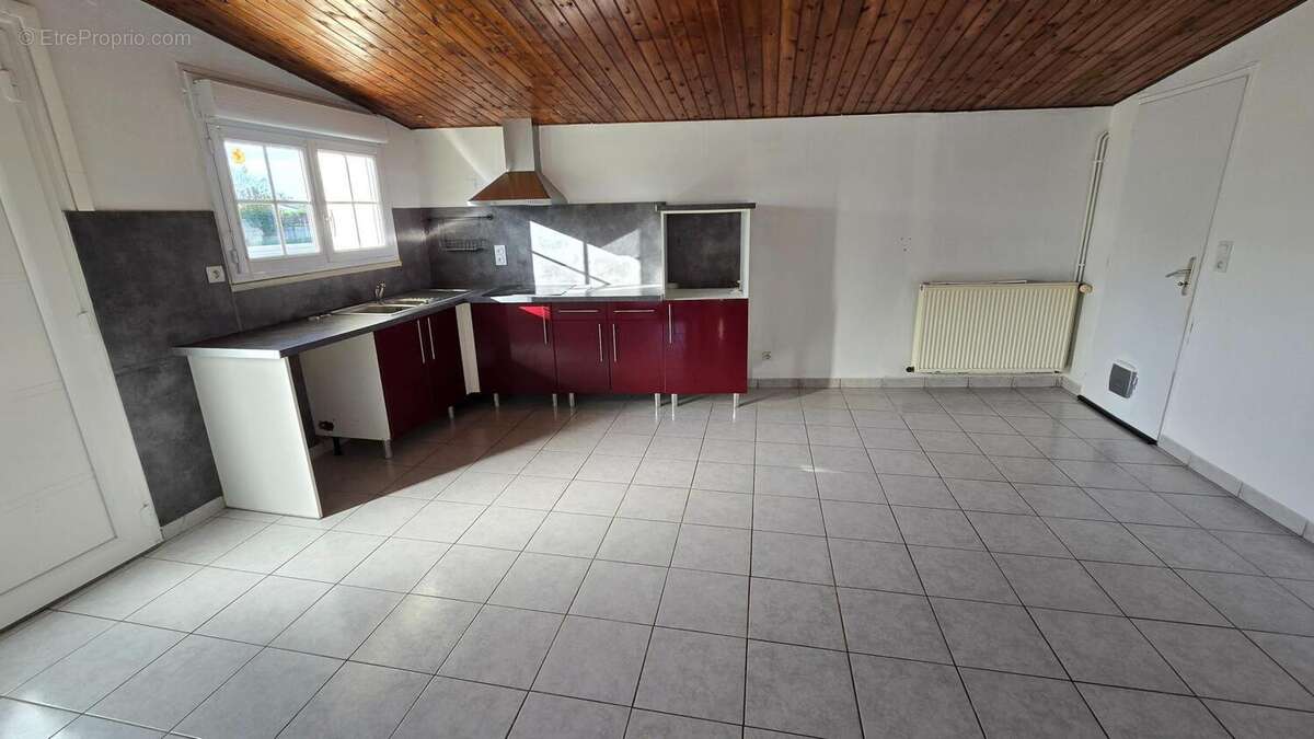 Photo 6 - Maison à SAINTE-GEMME-LA-PLAINE