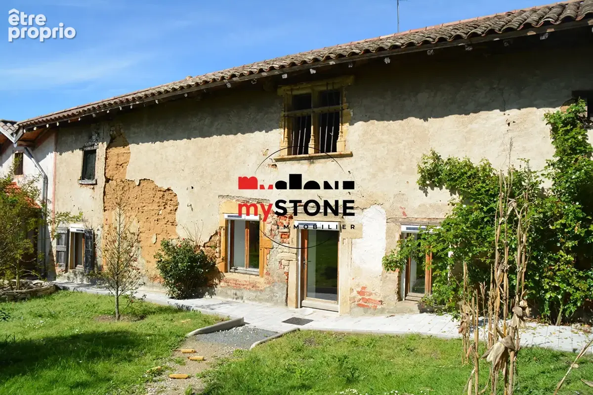 GENOUILLEUX - corps de ferme à rénover 450m² (dont dépendances) sur 3000m² de terrain - photo 14
