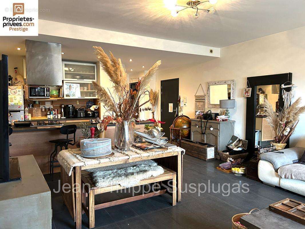 Appartement à SAINT-CYR-SUR-MER