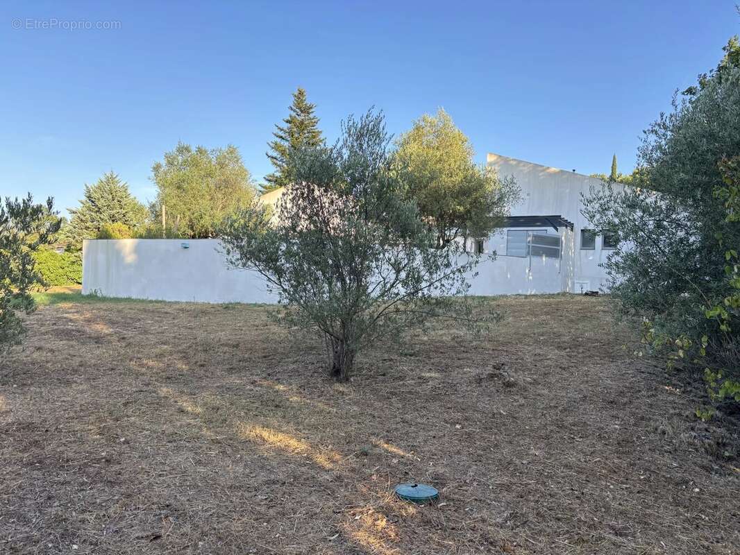 Maison à FIGANIERES