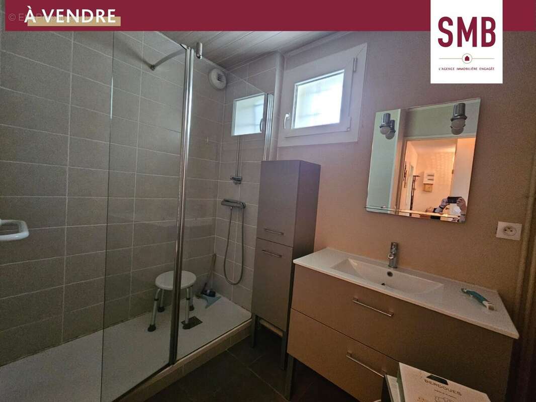 Appartement à LONS