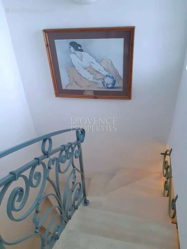Maison à CORRENS