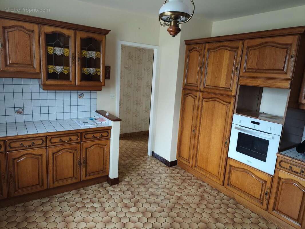 Maison 83 m² à Fontguenand  - photo 7
