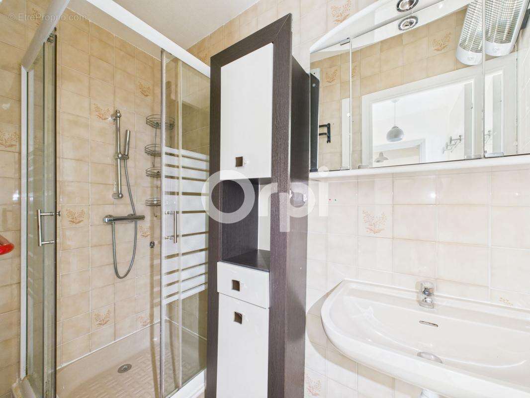 Appartement à MANDELIEU-LA-NAPOULE