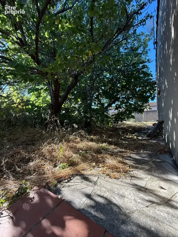 Villa indépendante avec garage et jardin - photo 17