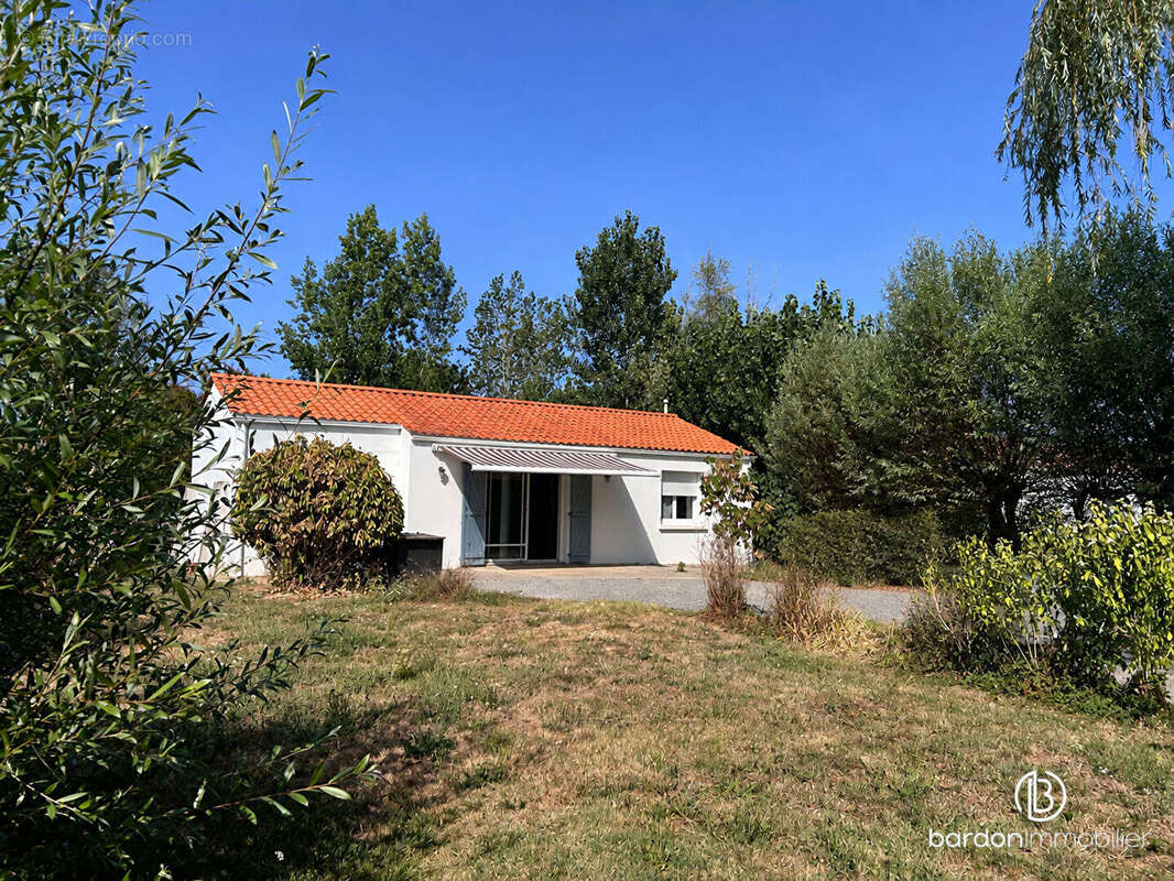 Maison Soullans  5 pièce(s) 69.22 m2 - photo 2