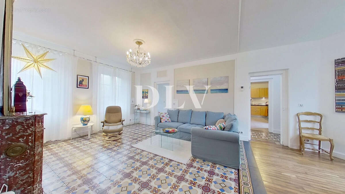 Maison à MONTEREAU-FAULT-YONNE