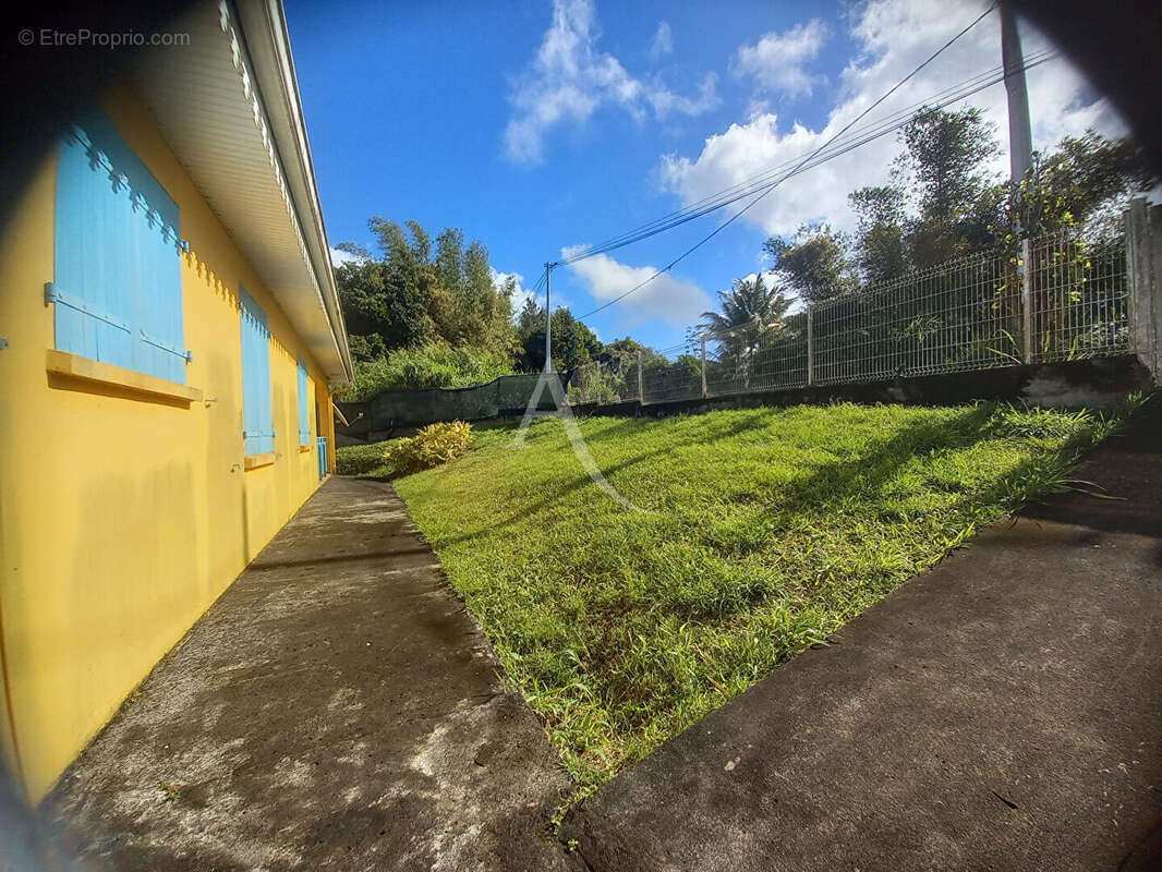 Maison à CASE-PILOTE