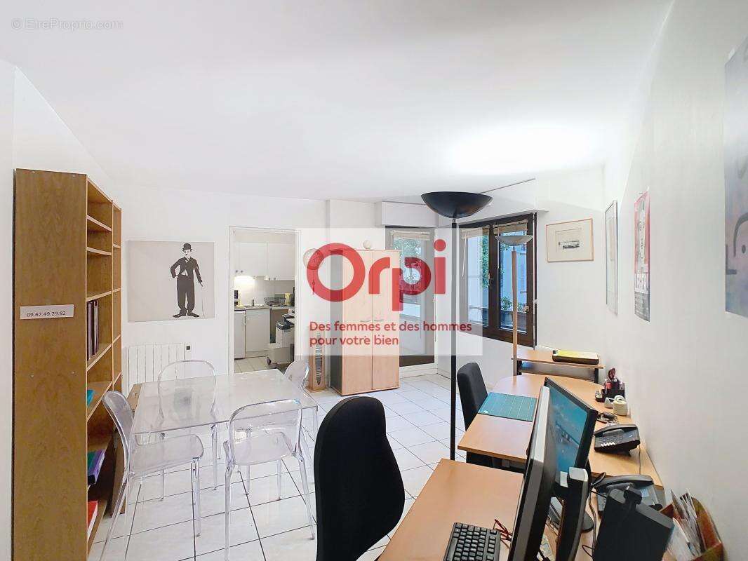 Appartement à ISSY-LES-MOULINEAUX