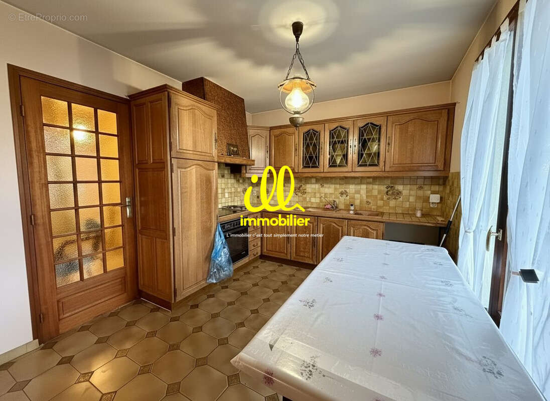 Maison 121 m² à Guignicourt-Sur-Vence  - photo 4