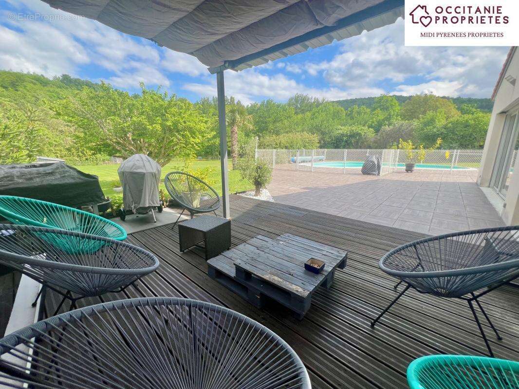 Maison à MONTBRUN-BOCAGE