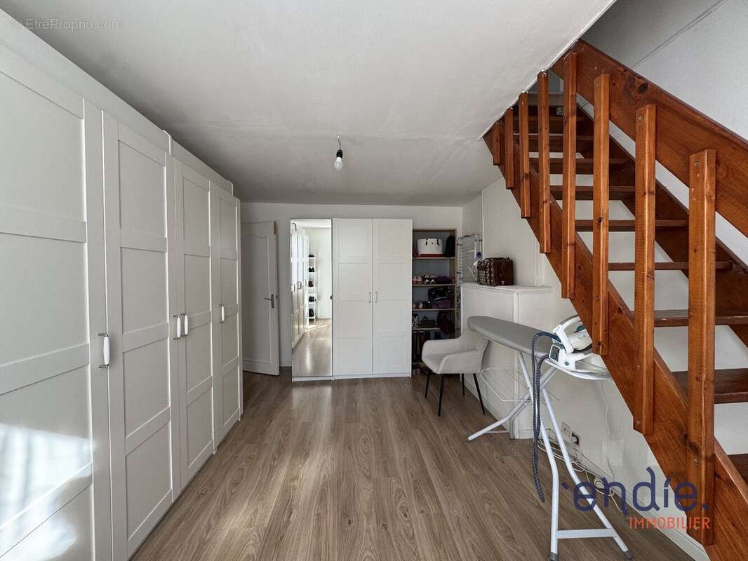 Maison à CLINCHAMPS-SUR-ORNE