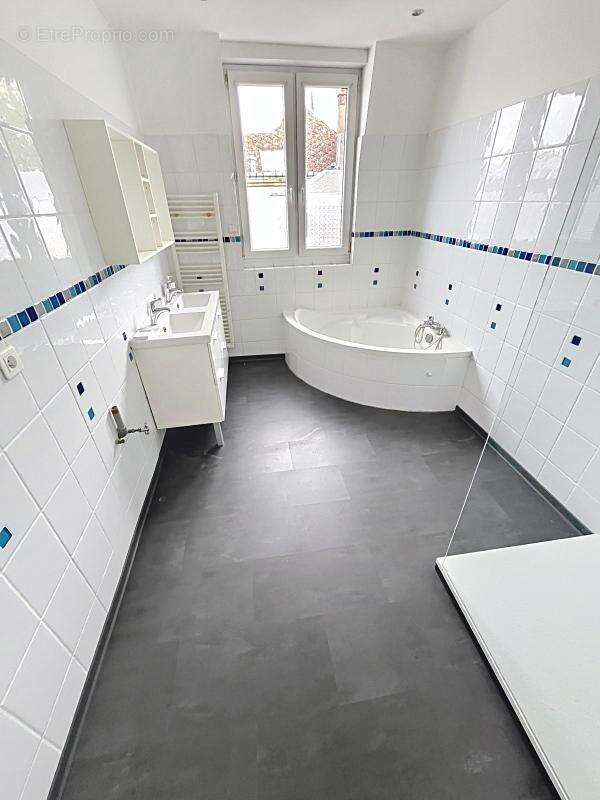 Appartement à SAINT-QUENTIN