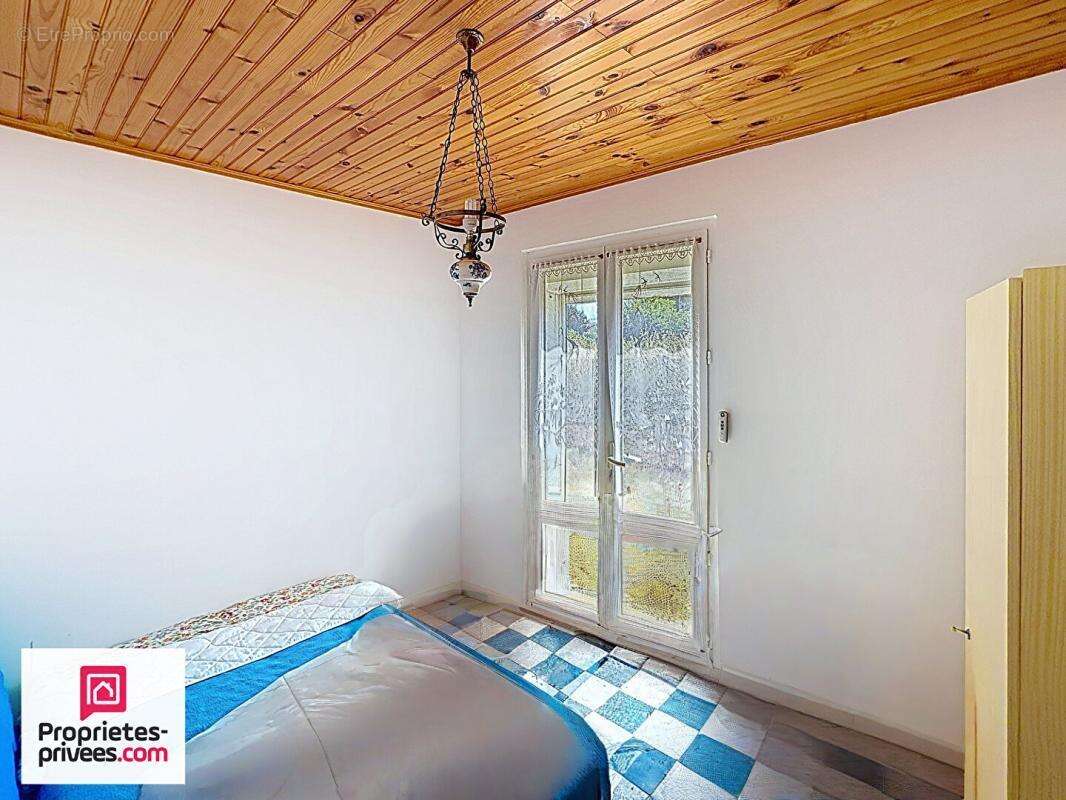 Rians VILLA T5 110 m²  avec garage et terrain à bâtir - photo 10