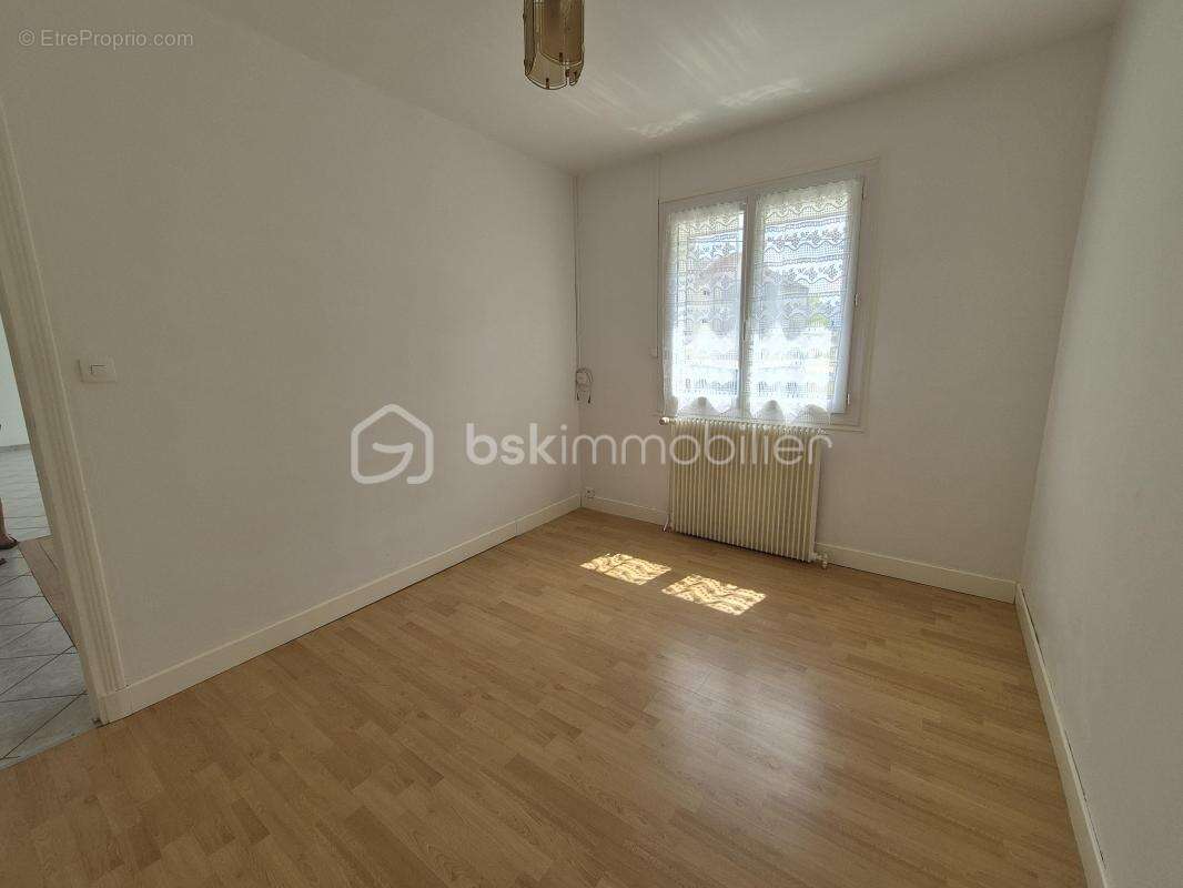 Maison 65 m2 avec terrain et piscine Gien - photo 9