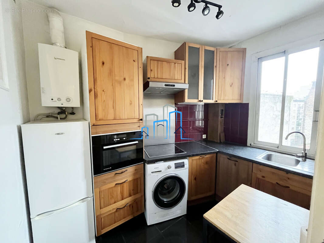 Appartement à PARIS-12E