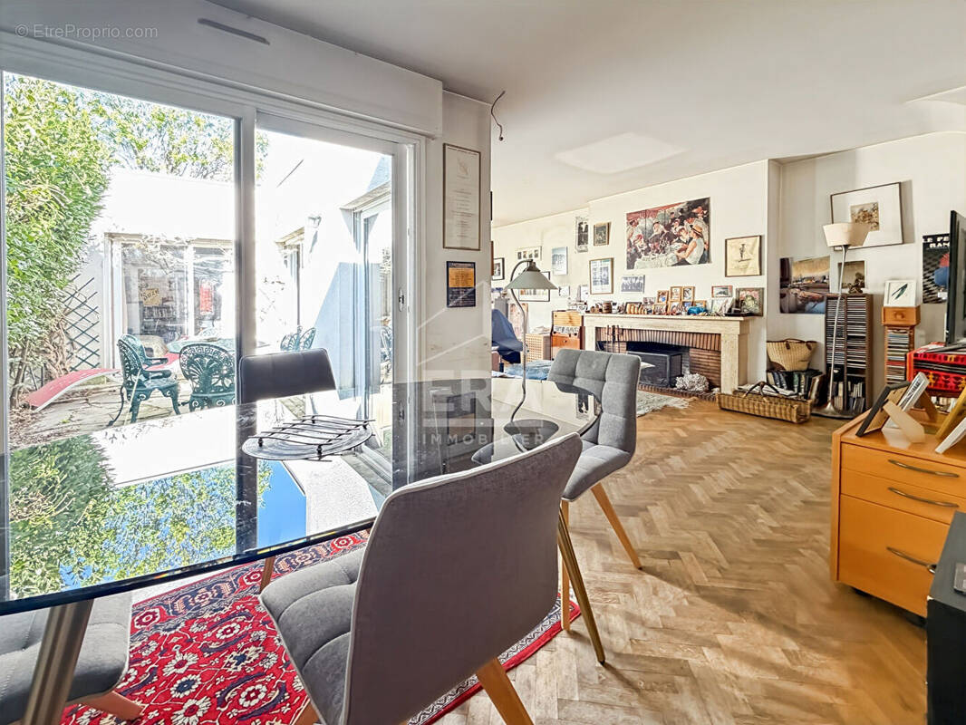 Maison à MONTREUIL