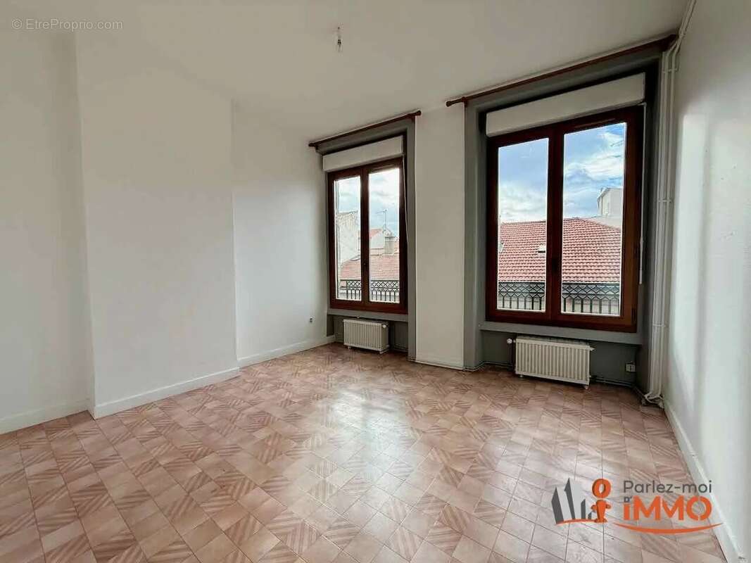 Appartement à SAINT-ETIENNE