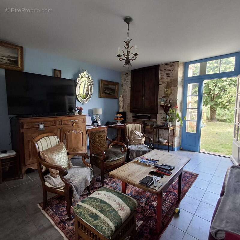 Maison à ROUMAZIERES-LOUBERT
