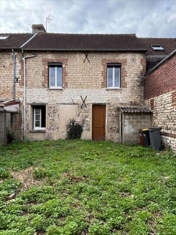 Maison à CRIQUEBEUF-SUR-SEINE