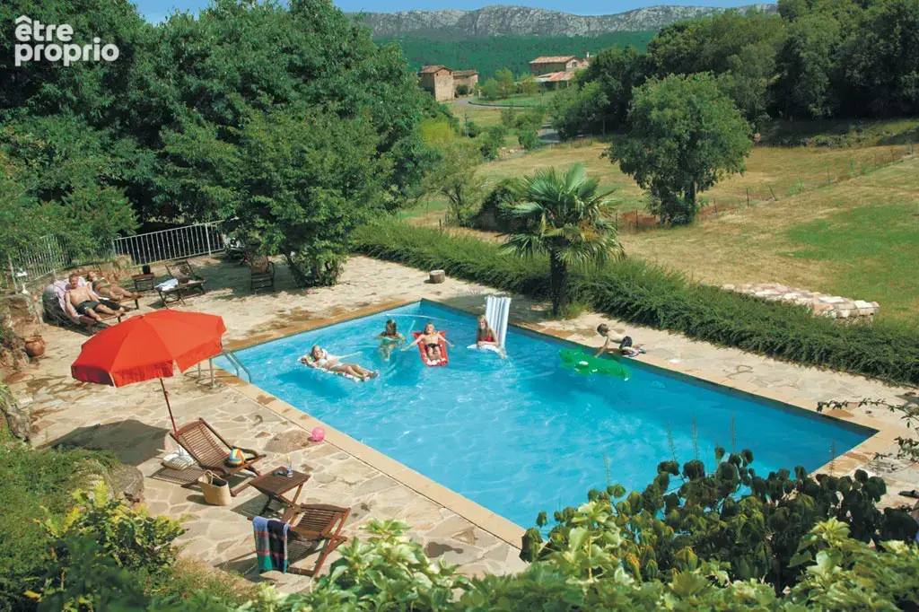 MAS DE 847 m2 sur 20 hectares. - photo 16
