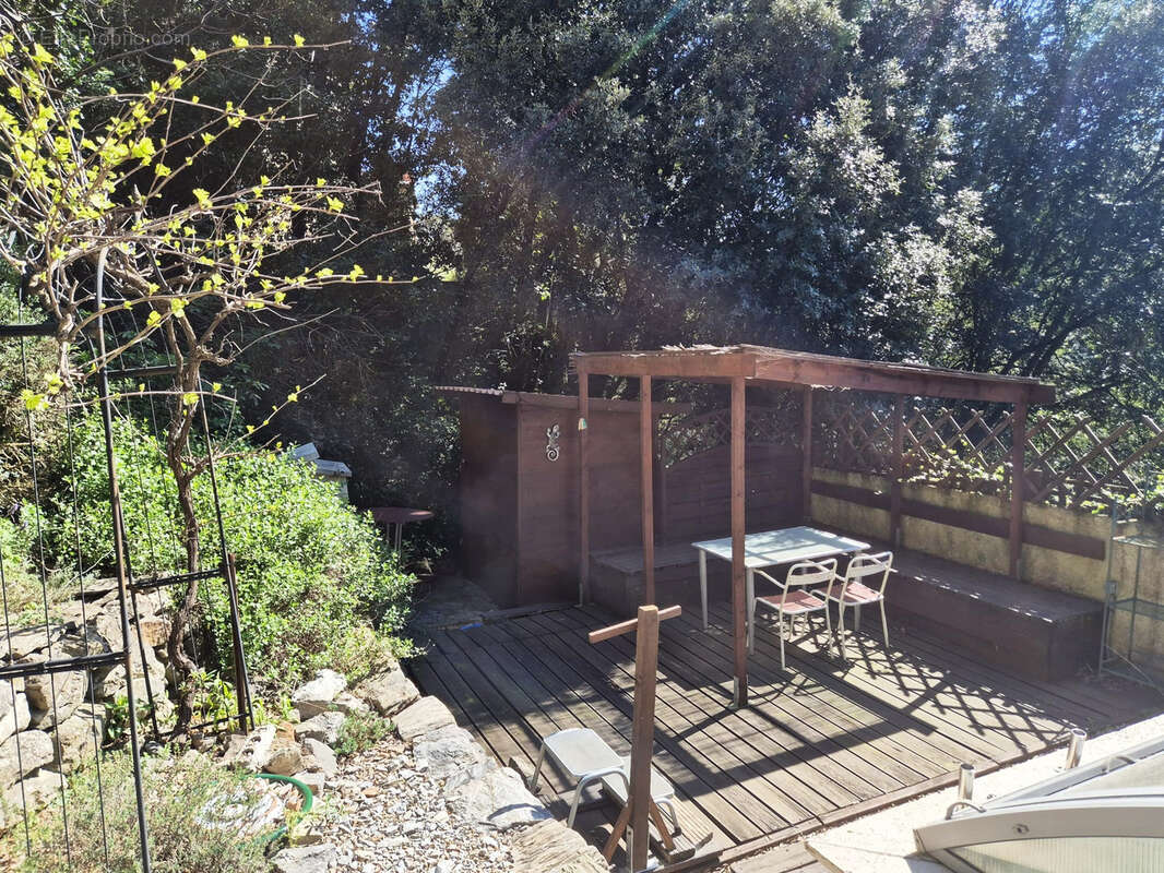 Maison à CABREROLLES