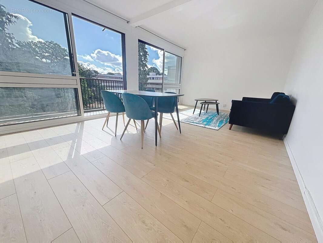 Appartement à VAUCRESSON