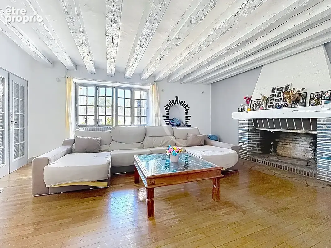 À vendre Trélazé : Maison - 6 pièces - 160 m² - photo 3