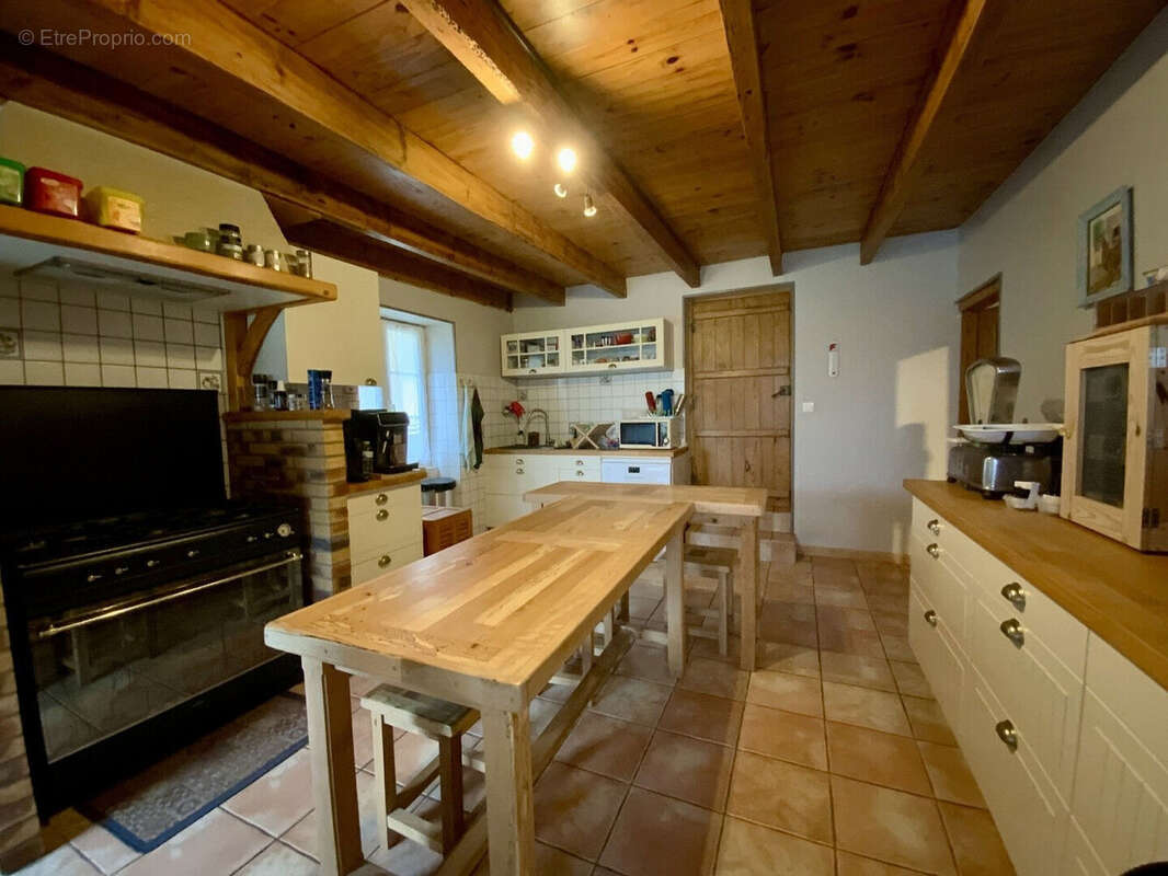 Maison  7 pièces 200 m2 - photo 5